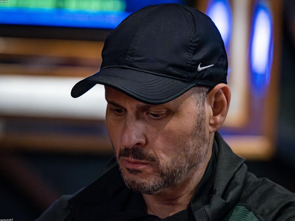 កាស៊ីណូអនឡាញផ្សាយផ្ទាល់: ពិភាក្សាអំពីការប្រែក្លាផ្លាស់ប្តូរ